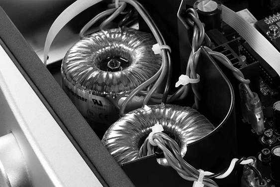Hegel H400